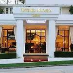Beverly Hills Plaza Hotel & Spa