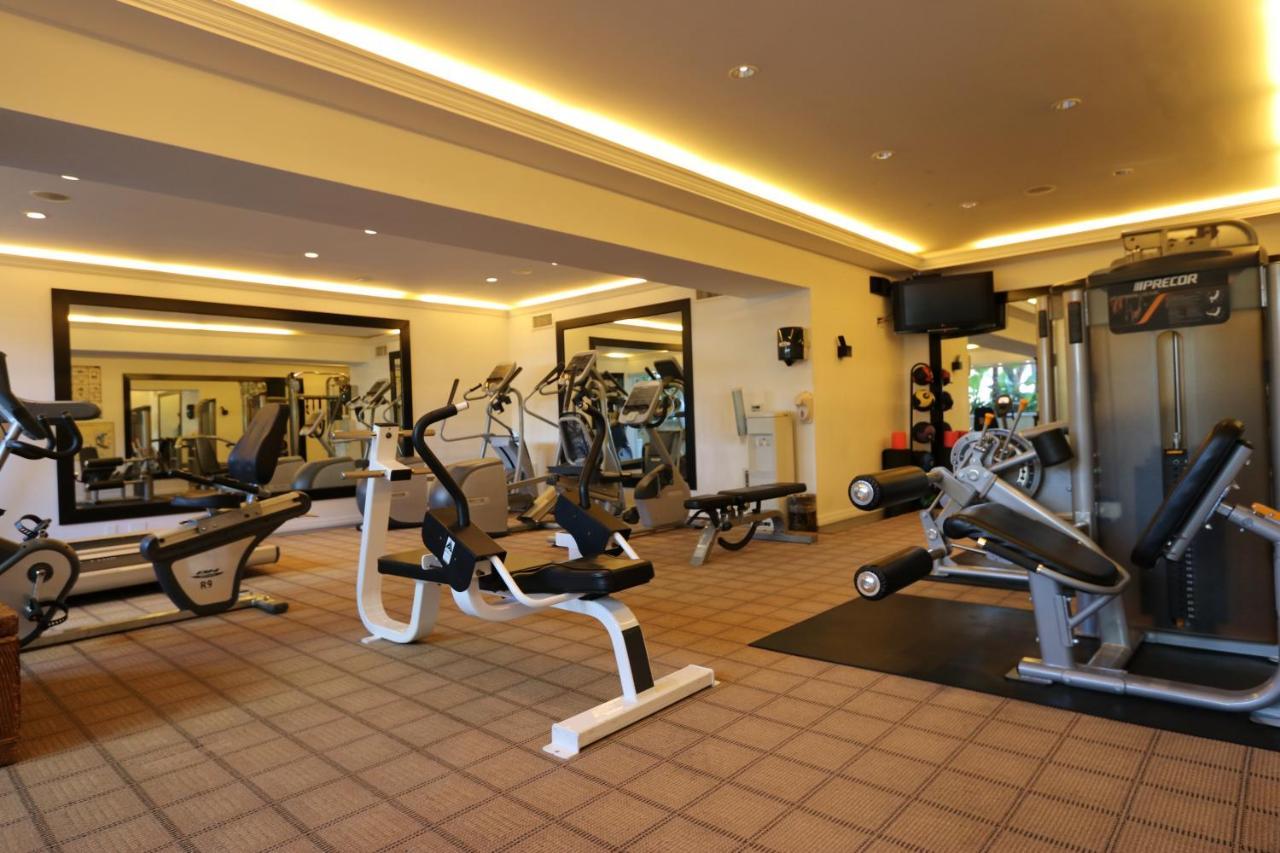 Hotel Beverly Hills Plaza &